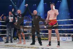 Steko´s Fight Night - WKU Weltmeisterschaft - K1, bis 76 Kg, Titelverteidiger Dardan Morina (Ingolstadt, schwarze Hose) gegen Vladimir Konsky (SVK, schwarz-rote Hose), Sieger Dardan Morina nach Punkten