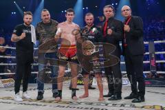 Steko´s Fight Night - WKU Weltmeisterschaft - K1, bis 76 Kg, Titelverteidiger Dardan Morina (Ingolstadt, schwarze Hose) gegen Vladimir Konsky (SVK, schwarz-rote Hose), Sieger Dardan Morina nach Punkten