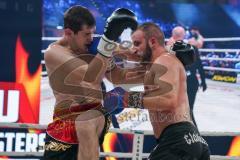 Steko´s Fight Night - WKU Weltmeisterschaft - K1, bis 76 Kg, Titelverteidiger Dardan Morina (Ingolstadt, schwarze Hose) gegen Vladimir Konsky (SVK, schwarz-rote Hose), Sieger Dardan Morina nach Punkten