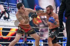 Steko´s Fight Night - WKU Weltmeisterschaft - K1, bis 76 Kg, Titelverteidiger Dardan Morina (Ingolstadt, schwarze Hose) gegen Vladimir Konsky (SVK, schwarz-rote Hose), Sieger Dardan Morina nach Punkten