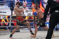 Steko´s Fight Night - WKU Weltmeisterschaft - K1, bis 76 Kg, Titelverteidiger Dardan Morina (Ingolstadt, schwarze Hose) gegen Vladimir Konsky (SVK, schwarz-rote Hose), Sieger Dardan Morina nach Punkten