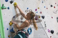Kletterzentrum Ingolstadt - Plastikfieber 2014 Turnier - Siegerin Frauen - Verena März aus Ingolstadt