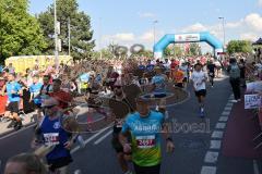 Halbmarathon 2026 - Halbmarathon 2026  - Läufer auf der Strecke - XXXXX - Foto: Meyer Jürgen