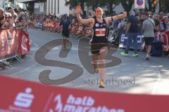Halbmarathon 2026 - Halbmarathon 2026  - Cornelia Griesche #1 MTV Ingolstadt - 1. Siegerin im Zieleinlauf - XXXXX - Foto: Meyer Jürgen