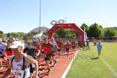 LifePark Donaudammlauf 2022 - Start des Donaudammlauf - Foto: Jürgen Meyer