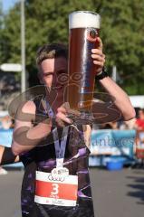 Halbmarathon 2026 - Halbmarathon 2026  - Chris Göltl #3 MTV Ingolstadt - 1. Sieger - im Zieleinlauf - XXXXX - Foto: Meyer Jürgen