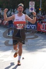 Halbmarathon 2026 - Halbmarathon 2026  - Andreas Wittmann #3856 - Roots Performance  - 2. Sieger - im Zieleinlauf - Foto: Meyer Jürgen