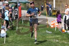 Sport IN - Laufcup - Schanzer Seelauf - Von Stelzer Christopher Donaurun - beim Zieleinlauf - Foto: Meyer Jürgen