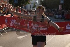 Halbmarathon 2026 - Halbmarathon 2026  - Cornelia Griesche #1 MTV Ingolstadt - 1. Siegerin im Zieleinlauf - XXXXX - Foto: Meyer Jürgen