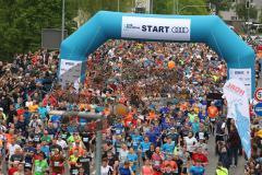 Halbmarathon Ingolstadt 2022 - Start vom Halbmarathon Ingolstadt - Foto: Jürgen Meyer