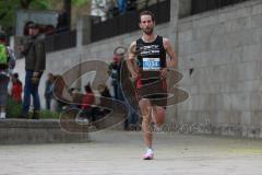 Halbmarathon Ingolstadt 2022 - 2. Sieger auf der Laufstrecke Matthias Ewender GER Positiv Fitness  - Foto: Jürgen Meyer