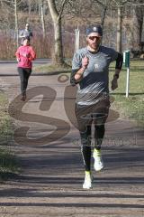 Solo heißt Solo - Silvesterlauf mit Spendenaktion, organisiert von Benjamin Zieghaus  und Sebastian Mahr - Foto: Jürgen Meyer