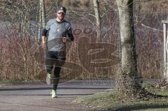 Solo heißt Solo - Silvesterlauf mit Spendenaktion, organisiert von Benjamin Zieghaus  und Sebastian Mahr - Foto: Jürgen Meyer