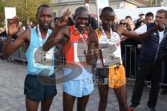 ODLO Halbmarathon Ingolstadt 2016 - Nr. 8 rechts 1. Sieger Maritim Filimon Kipkorir - Mitte 2.Sieger Nr.4 David Kiprono Metto - Nr.5 3. Sieger links Edwin Cheruiyot Melly - Foto: Jürgen Meyer