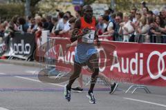 ODLO Halbmarathon Ingolstadt 2016 - Nr.4 David Kiprono Metto - Foto: Jürgen Meyer