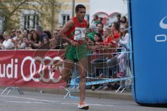 ODLO Halbmarathon Ingolstadt 2016 - Nr. 1 Said Azouzi - Foto: Jürgen Meyer