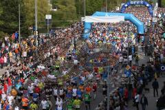 ODLO Halbmarathon Ingolstadt 2016 - Start auf der Konrad-Adenauer Brücke - Foto: Jürgen Meyer