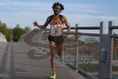 ODLO Halbmarathon Ingolstadt 2016 - Nr. 10 Miguel Rasta - Foto: Jürgen Meyer