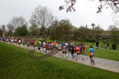 ODLO - Halbmarathon Ingolstadt 2015 - Lauf durch den Klenzepark - Foto: Jürgen Meyer