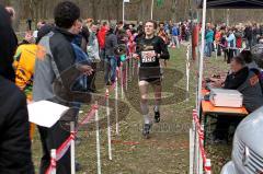 13. Schanzer Seelauf MTV I881 Ingolstadt - Pasztor Florian von LG Stadtwerke Mnchen als zweiter im Zieleinlauf - Foto: Jürgen Meyer