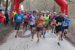 5. Lifepark Max Frühjahrswaldlauf Zuchering - 2018 - Start alle Altersklassen 9000 Meter - #5 Sebastian Mahr SC Delphin Ing - #2 Stahr Johannes Lifepark Max Ing - #526 Imberciadori Giulio von Athletica Frezze Zena - #3 Benjamin Zieghaus MTV 1881 ing - Fot