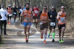 LifePark Max Frühjahrswaldlauf in Zuchering 2017 - Läufer auf der Strecke - Foto: Jürgen Meyer