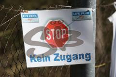 LifePark Max Frühjahrswaldlauf in Zuchering 2017 - Schild - Stop - Kein Zugang  - LifePark - Foto: Jürgen Meyer