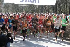 LifePark Max Frühjahrswaldlauf in Zuchering 2017 - Start zum Frühjahrswaldlauf - Foto: Jürgen Meyer