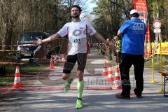 Zucheringer Waldlauf 2019 - 2. Sieger mit einer Zeit von 0:30:45 Von Stelzer Christopher Startnr.233 Sport IN Lauftreff - Foto: Meyer Jürgen