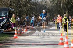 Zucheringer Waldlauf 2019 - Sebastian Mahr SC Delphin Ingolstadt Startnr.500 - Als Sieger beim Zieleinlauf mit einer Zeit von 0:29:53. - Foto: Meyer Jürgen