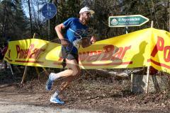 Zucheringer Waldlauf 2019 - Sebastian Mahr SC Delphin Ingolstadt Startnr.500 auf der Strecke - Foto: Meyer Jürgen