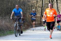 Zucheringer Waldlauf 2019 - Sebastian Mahr SC Delphin Ingolstadt Startnr.500 auf der Strecke - Foto: Meyer Jürgen