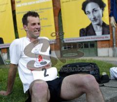 Halbmarathon - Sieger Straßmeir. Geschafft