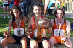 Halbmarathon 2012 Ingolstadt Foto: Jürgen Meyer
Heiko Middelhoff, Christian Dirscher und Ribeiro Miguell nach dem Lauf