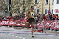 Halbmarathon in Ingolstadt 2013 - 2 Said Azouzi
