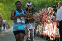 Halbmarathon Ingolstadt 2014 - Zieleinlauf Sieger Mitiku Soboka Tulu (8) aus Rosenheim