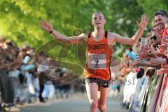 Halbmarathon Ingolstadt 2014 - Ziel (2) Zweiter Hagen Brosius