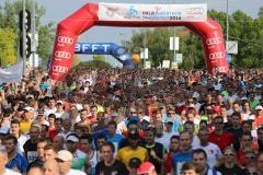 Halbmarathon Ingolstadt 2014 - Start Menschenmasse Donaubrücke