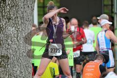 Halbmarathon Ingolstadt 2014 - Emotionen im Ziel, Erschöpfung
