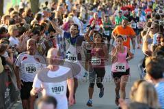 Halbmarathon Ingolstadt 2014 - Zieleinlauf, Sonnenuntergang, Emotionen