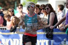 Halbmarathon Ingolstadt 2014 - (12) Siegerin bei den Damen Tina Fischl