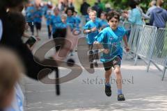 KidsRun und FitnessRun am Ingolstädter Halbmarathon 2014 - Klenzepark und Stadtmitte - Ziel nach 1000 Meter