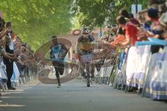Halbmarathon Ingolstadt 2014 - Zieleinlauf Sieger Mitiku Soboka Tulu (8) aus Rosenheim
