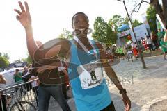 Halbmarathon Ingolstadt 2014 - Zieleinlauf Sieger Mitiku Soboka Tulu (8) aus Rosenheim