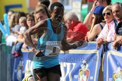 Halbmarathon Ingolstadt 2014 - Sieger Mitiku Soboka Tulu (8) aus Rosenheim