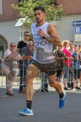 ODLO - Halbmarathon 2018 - Sebastian Mahr Positiv Fitness vor dem Start beim warm laufen - Foto: Jürgen Meyer