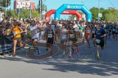 ODLO - Halbmarathon 2018 - Start vom Halbmarathon - Burka Kedir München #4 - Sebastian Mahr Positiv Fitness #5 - Markus Stöhr Positiv Fitness #908 - Julian Sterner MTV 1881 Ingolstadt - #782 - Foto: Jürgen Meyer