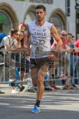 ODLO - Halbmarathon 2018 - Sebastian Mahr Positiv Fitness vor dem Start beim warm laufen - Foto: Jürgen Meyer