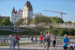 ODLO - Halbmarathon 2018 - Läufer auf der Strecke - Klenzepark - Donausteg - Foto: Jürgen Meyer