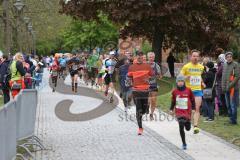 ODLO - Halbmarathon Ingolstadt 2019 - Läufer auf der Strecke - Foto: Jürgen Meyer